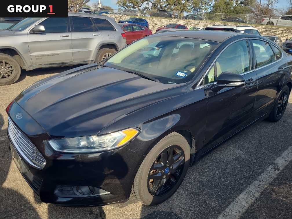 2014 Ford Fusion SE's photo