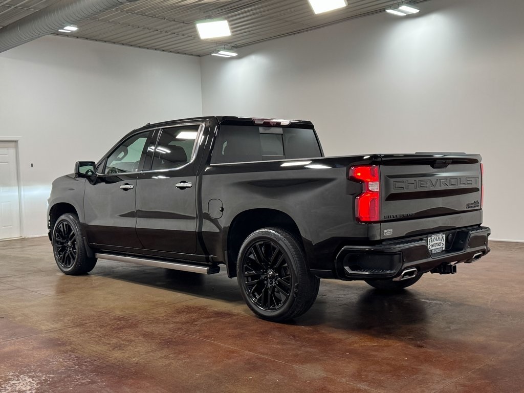 2022 Chevrolet Silverado 1500 High Country photo 4