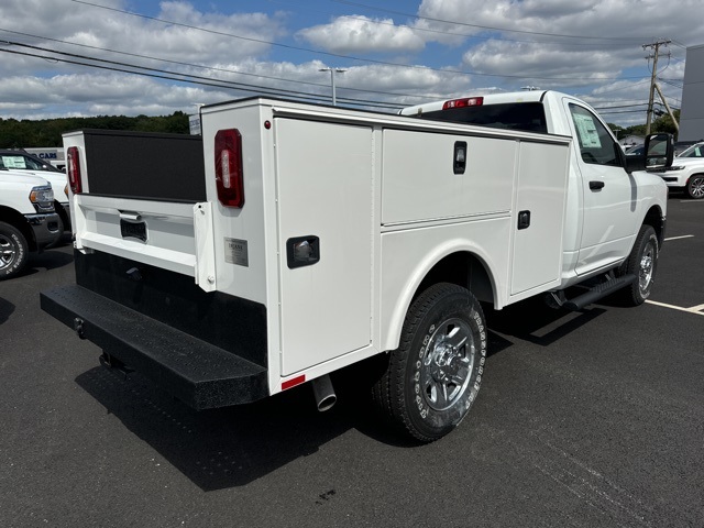 2023 Ram 2500 Tradesman photo 3