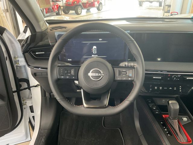 2025 Nissan Kicks SR photo 15