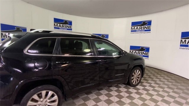 Used 2017 Jeep Cherokee Overland with VIN 1C4PJLJS9HW617063 for sale in Jacksonville, NC