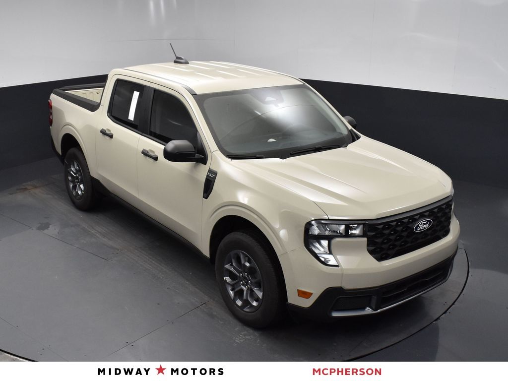 2025 Ford Maverick XLT's photo