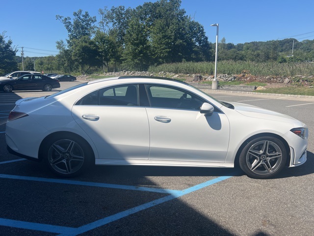 2022 Mercedes Benz CLA 250 photo 3
