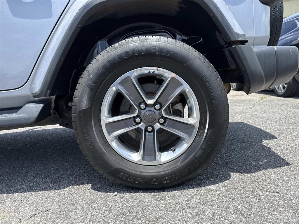 2020 Jeep Wrangler Unlimited Sahara photo 15