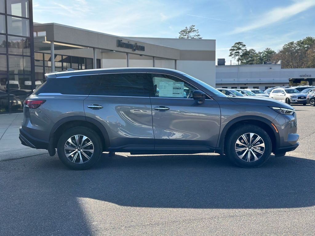 2025 Infiniti QX60 Pure photo 11