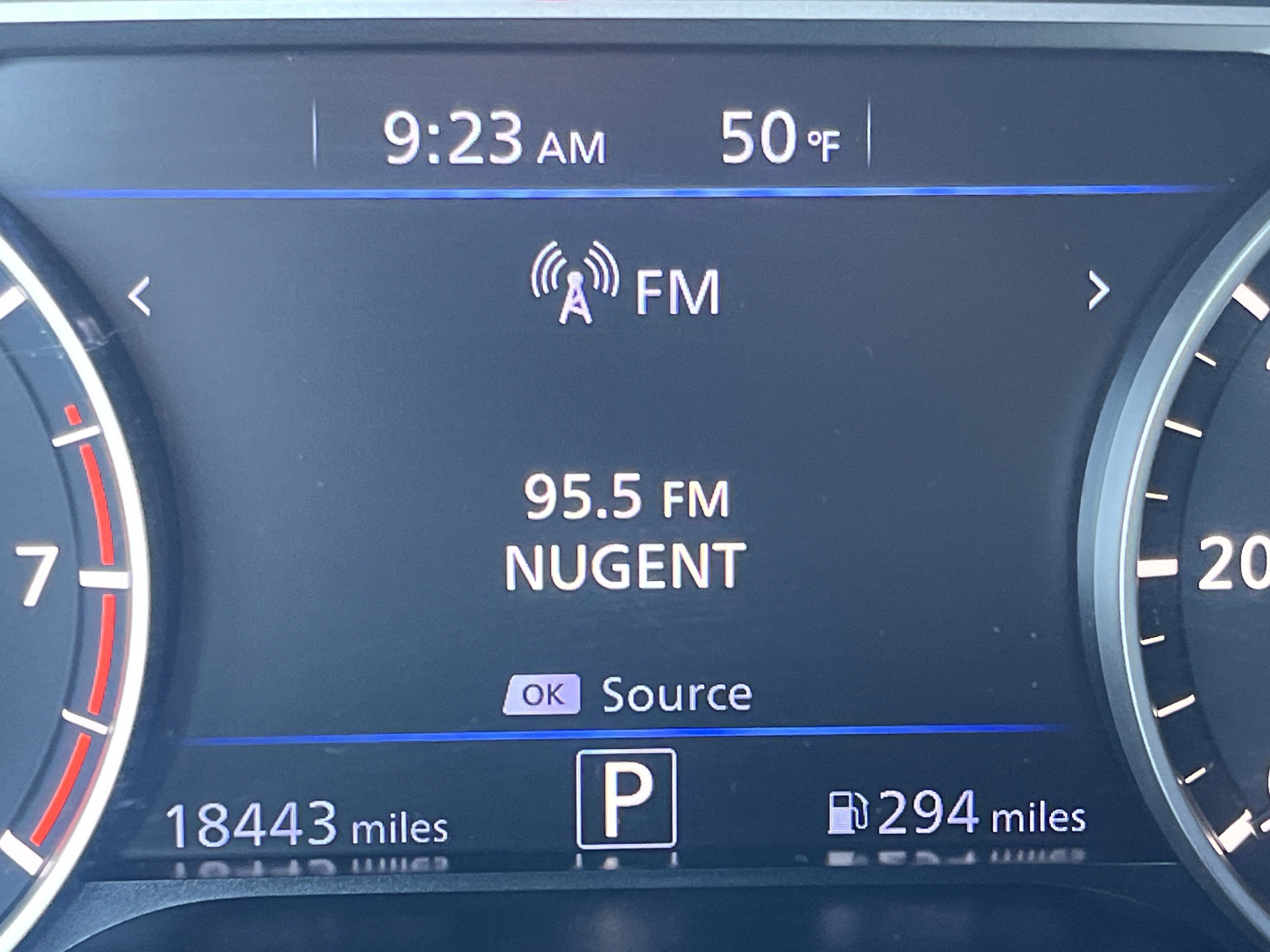 2025 Nissan Altima SR photo 4