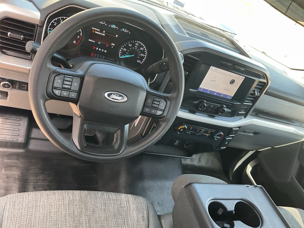 2022 Ford F-150 XLT photo 3