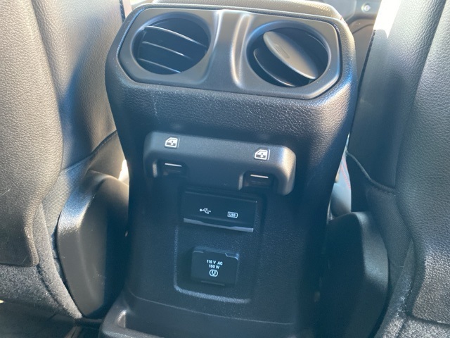 2018 Jeep Wrangler Unlimited Rubicon High Tide photo 34