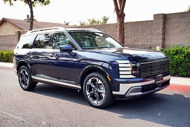 2026 Hyundai Palisade Limited photo 4