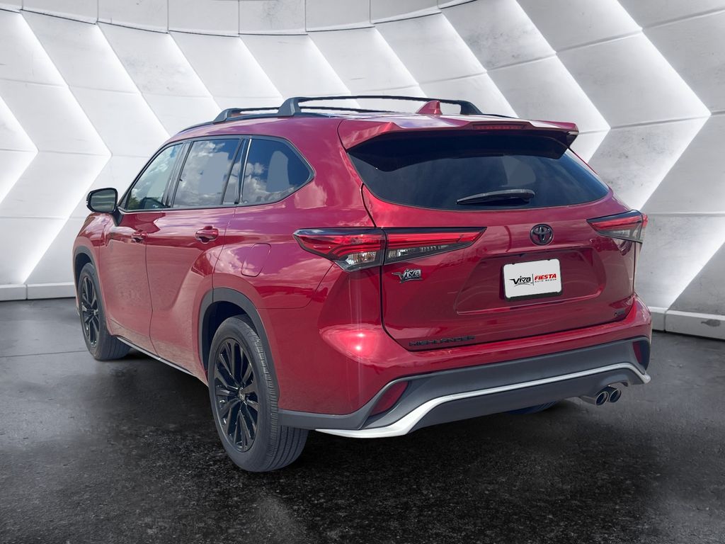 2023 Toyota Highlander XSE photo 6