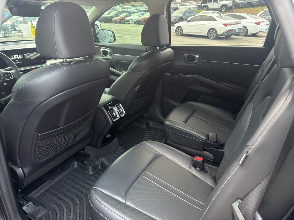2024 Kia Sorento X-Line SX photo 3