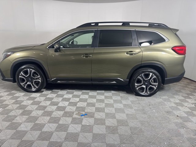 2023 Subaru Ascent Limited photo 4
