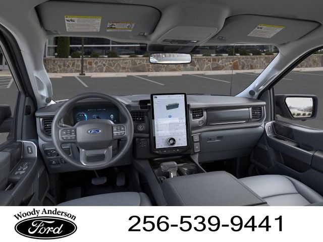 2025 Ford F-150 Lightning photo 9
