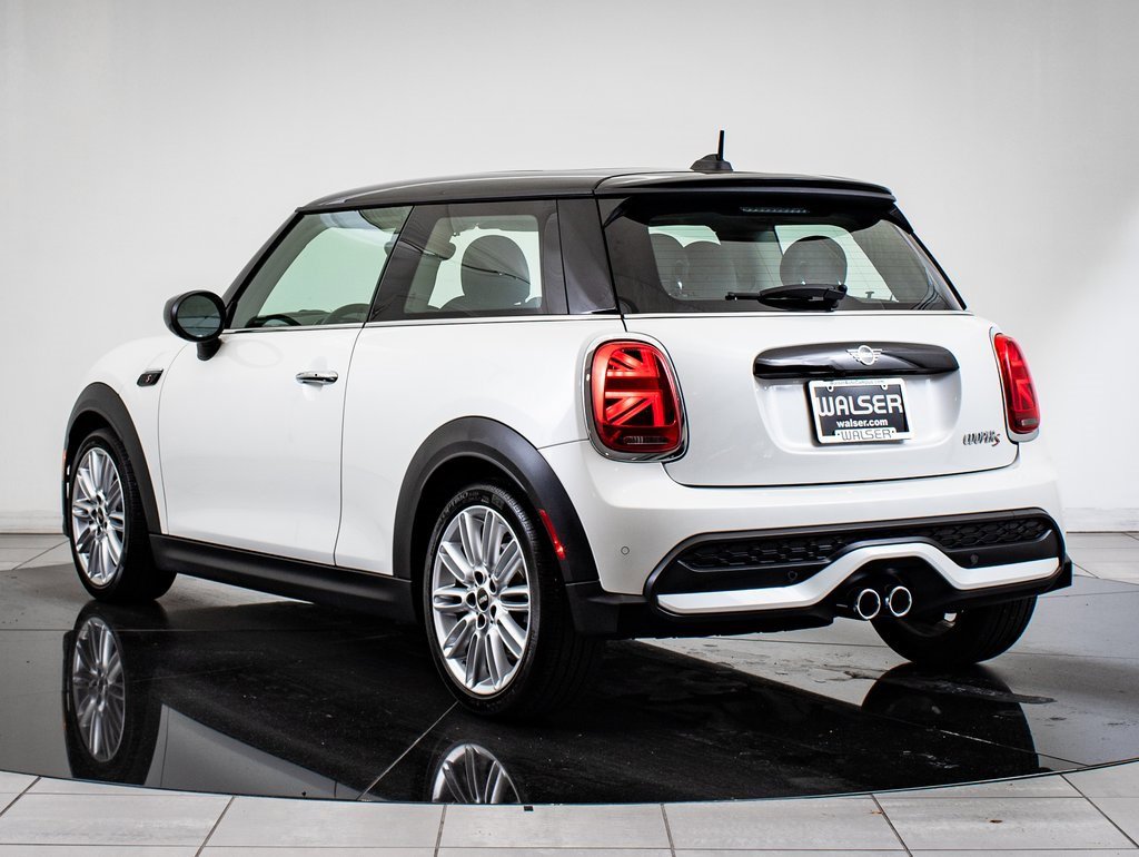 2024 Mini Cooper Hardtop S photo 5