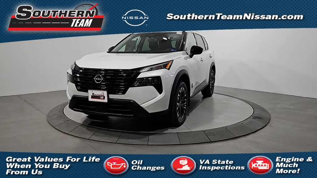 2026 Nissan Rogue Dark Armor's photo