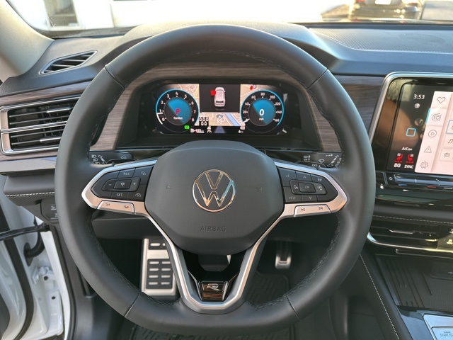 2025 Volkswagen Atlas SEL Premium R-Line photo 32