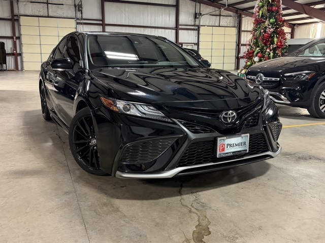 2022 Toyota Camry XSE's photo