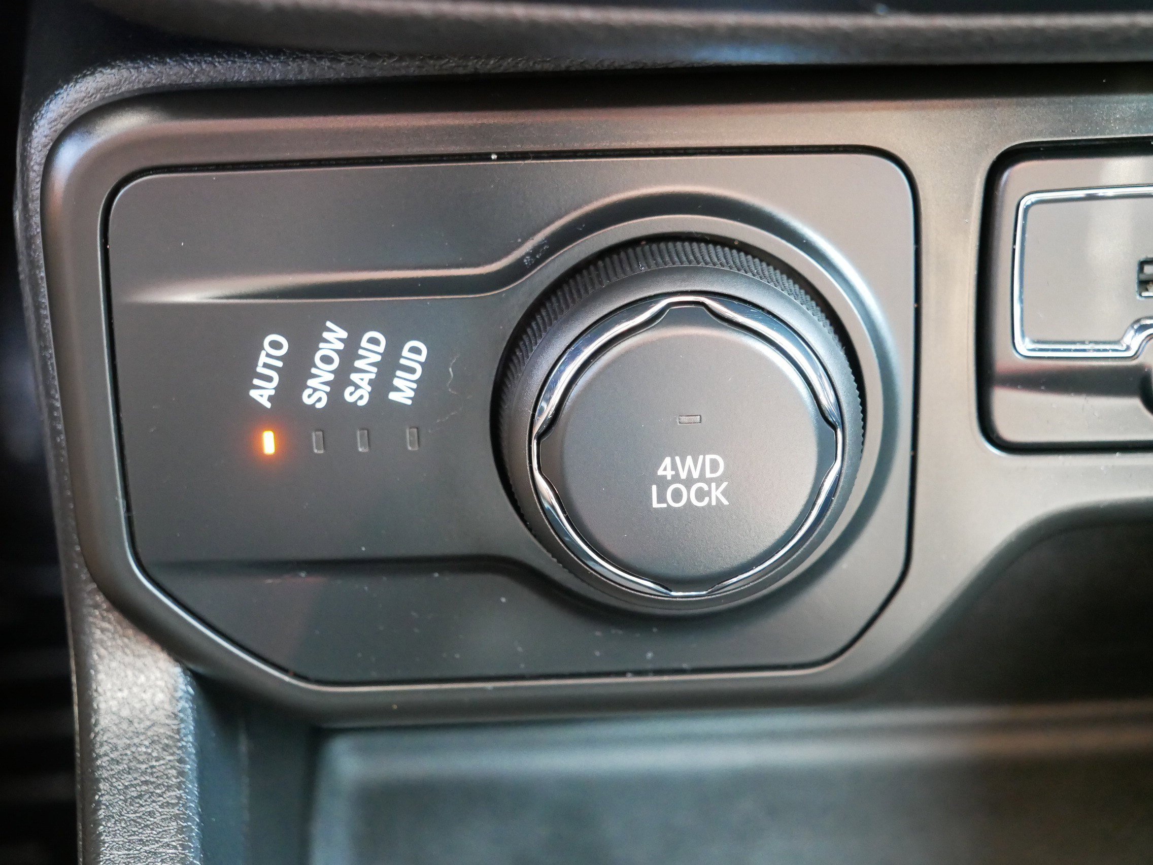 2019 Jeep Renegade Latitude photo 32