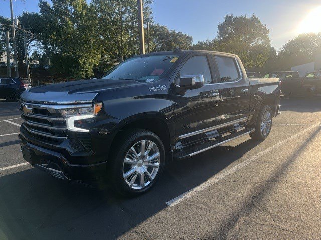 2024 Chevrolet Silverado 1500 High Country photo 4