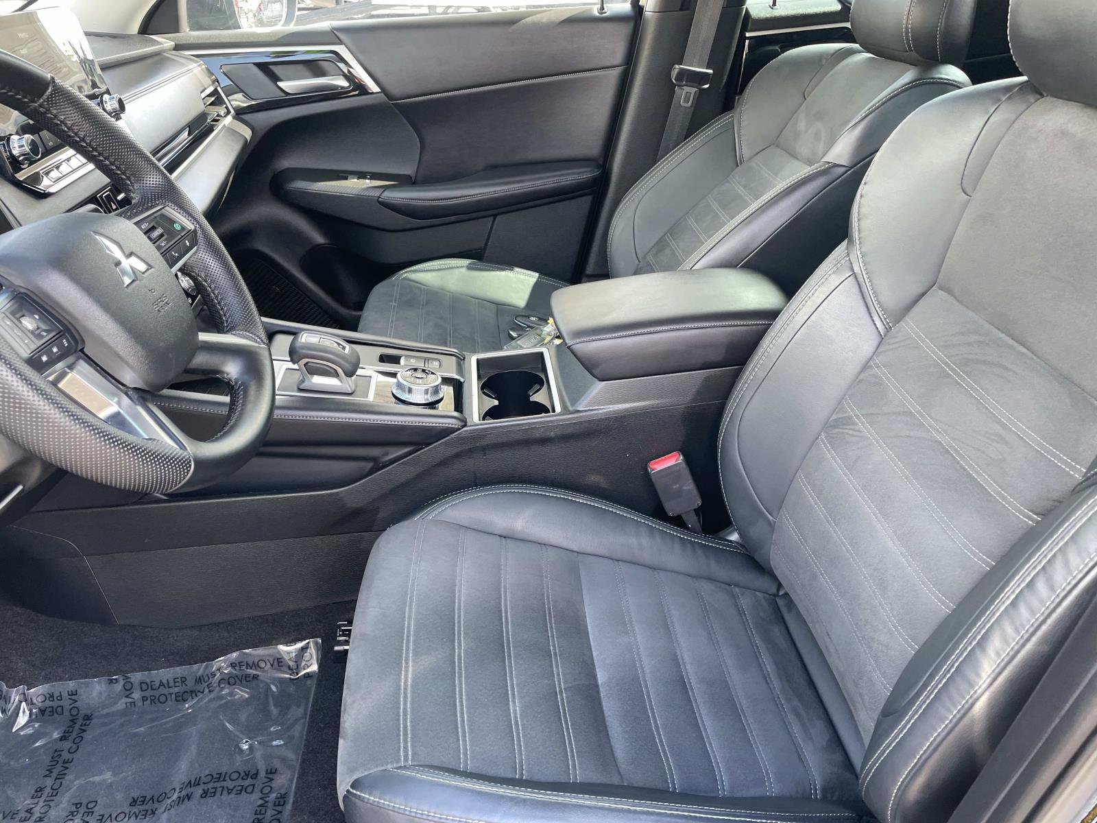 2023 Mitsubishi Outlander PHEV SE photo 19