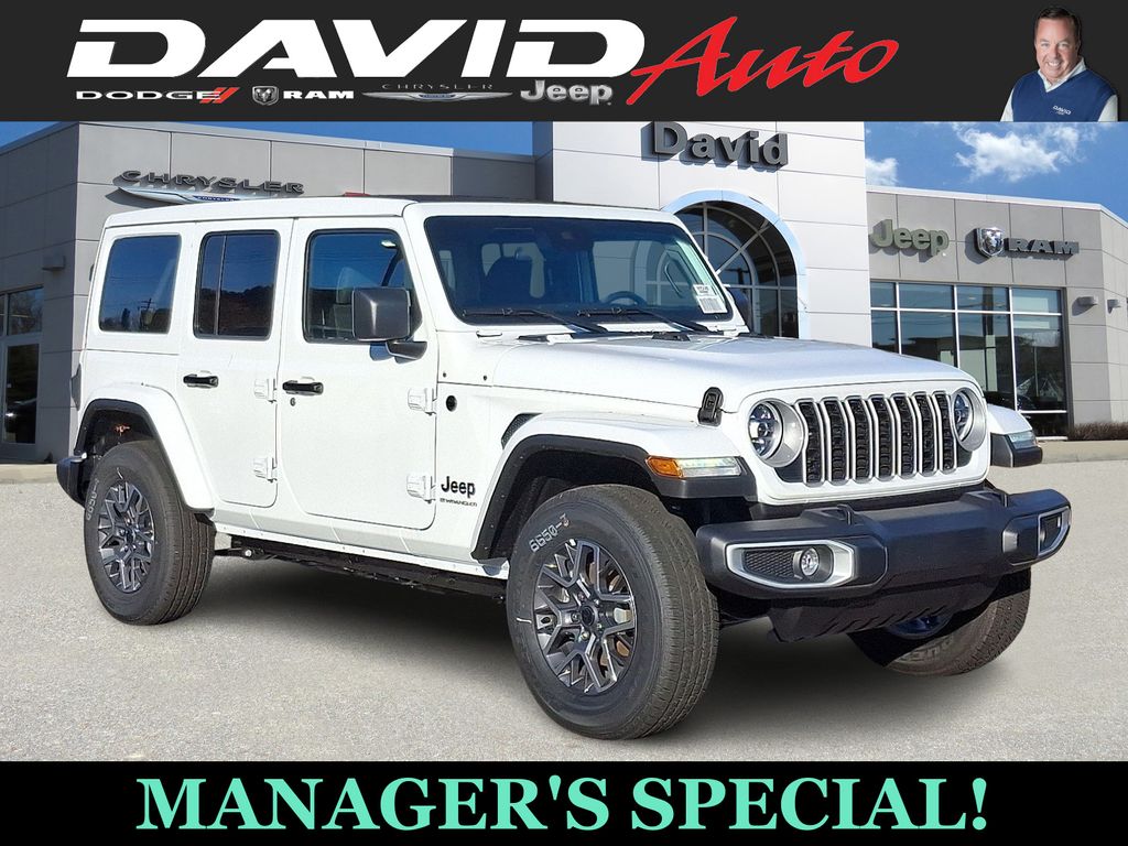 2025 Jeep Wrangler 4-Door Sahara's photo