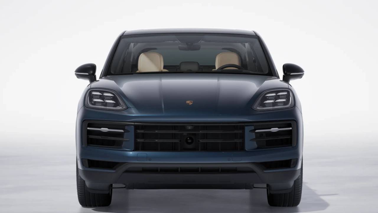 2026 Porsche Cayenne Coupe photo 9