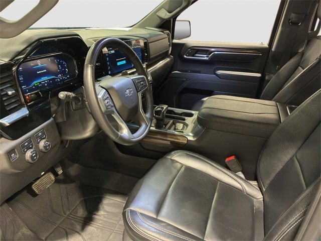 2023 Chevrolet Silverado 1500 RST photo 9