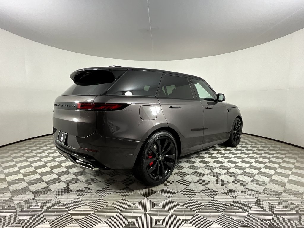 2025 Land Rover Range Rover Sport P400 Dynamic SE photo 2