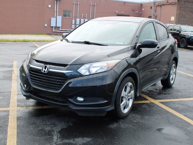 2017 Honda HR-V EX photo 2