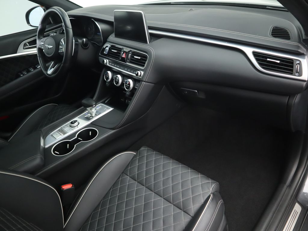 2021 Genesis G70 2.0T Elite Prestige 3.3T Sport photo 17