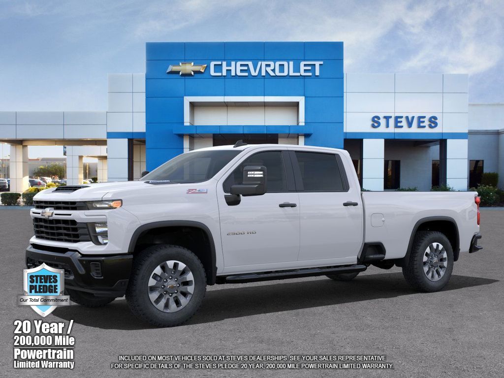 2025 Chevrolet Silverado 2500HD Custom photo 2