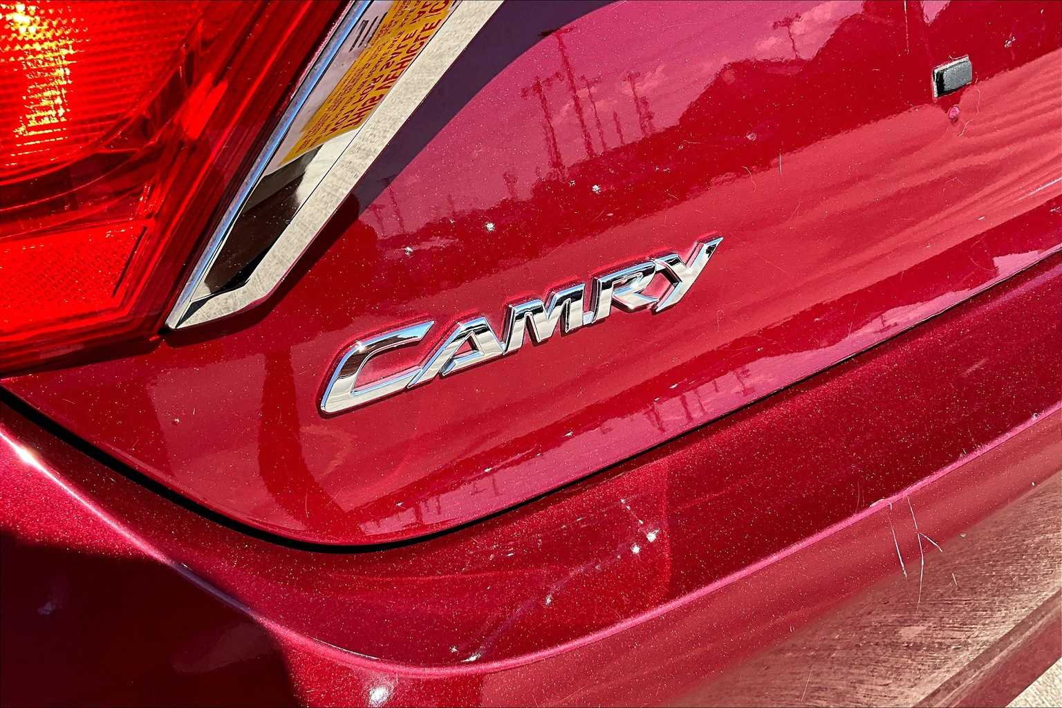 2017 Toyota Camry LE photo 27