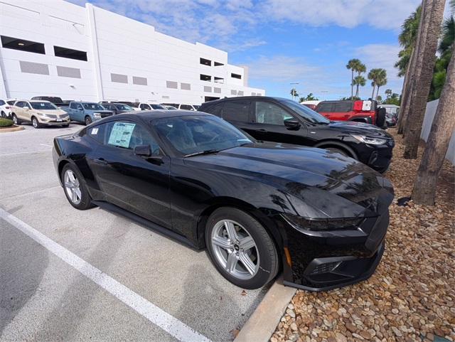 2026 Ford Mustang EcoBoost Premium photo 2
