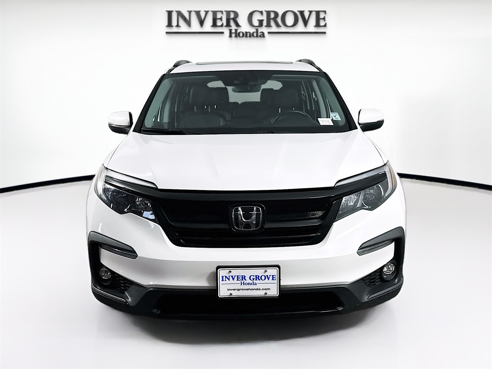Used 2022 Honda Pilot SE with VIN 5FNYF6H2XNB067823 for sale in Inver Grove Heights, Minnesota
