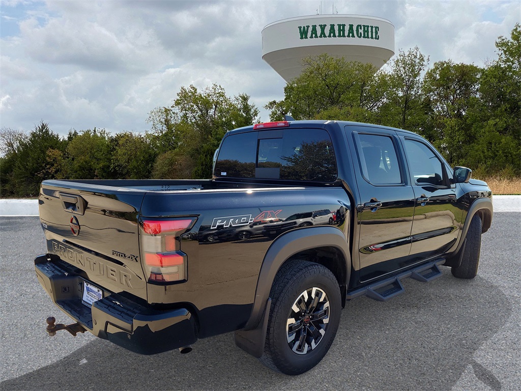 2023 Nissan Frontier PRO-4X photo 4
