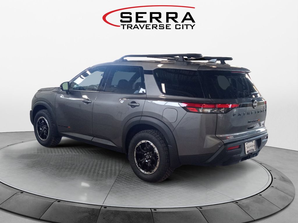2025 Nissan Pathfinder Rock Creek photo 3
