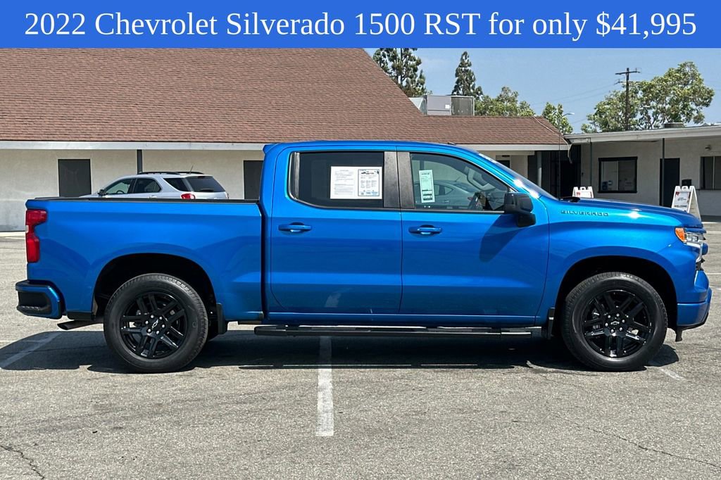 2022 Chevrolet Silverado 1500 RST photo 3