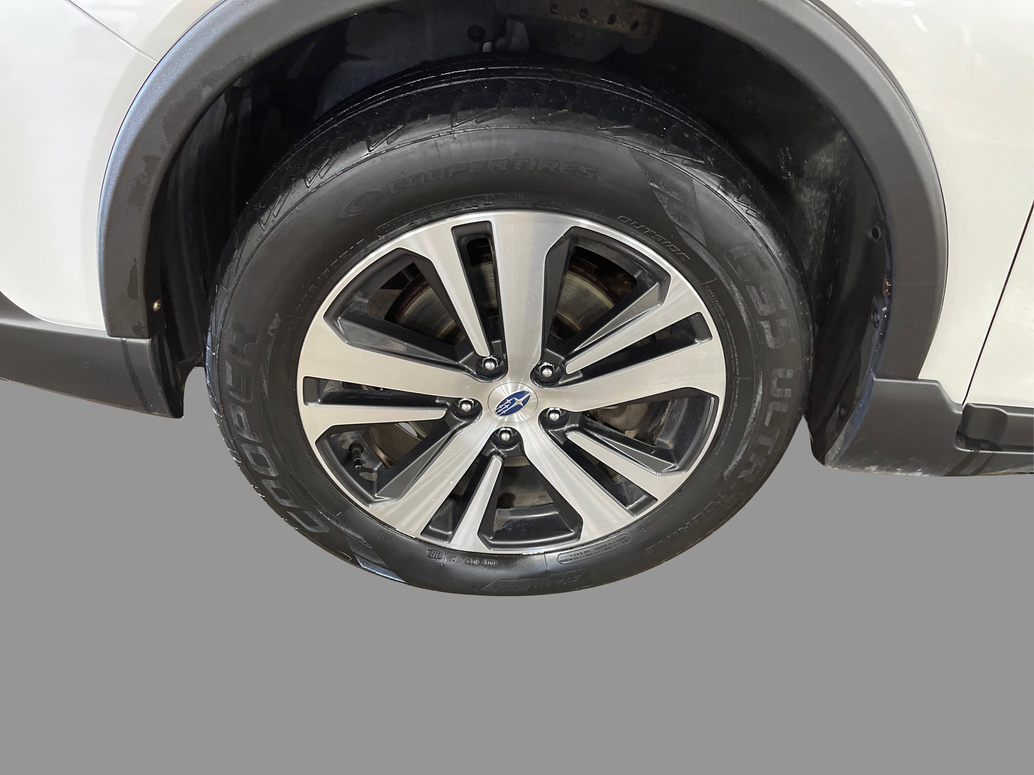 2018 Subaru Outback Limited photo 12