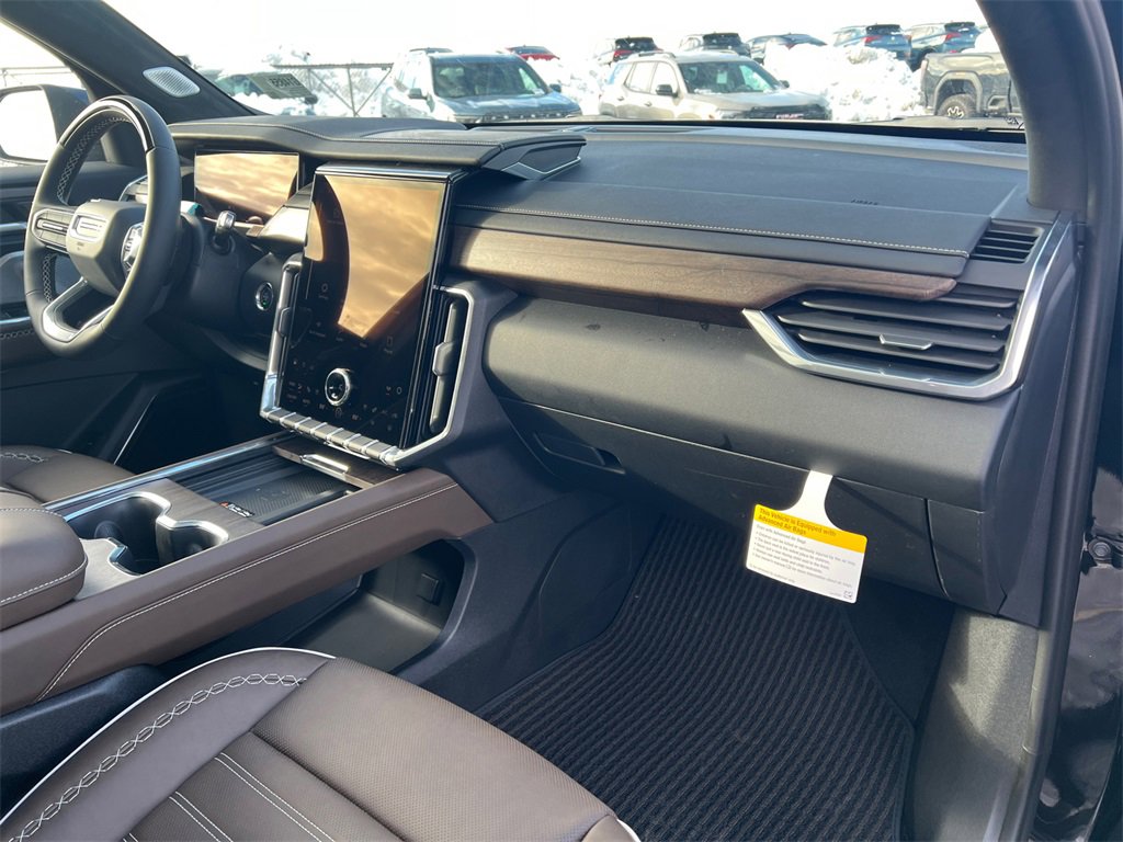 2026 GMC ACADIA - Image 41