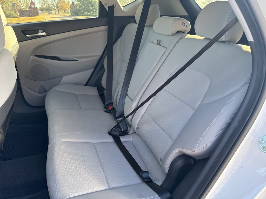 2021 Hyundai Tucson SEL photo 3