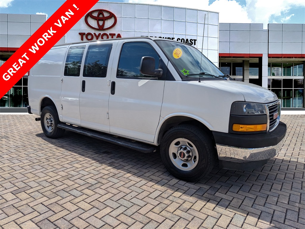 2021 GMC Savana Cargo Work Van's photo