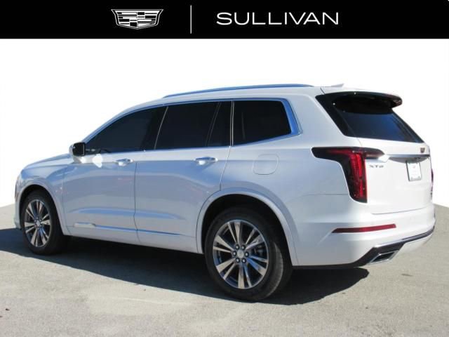 2025 Cadillac XT6 Premium Luxury photo 4
