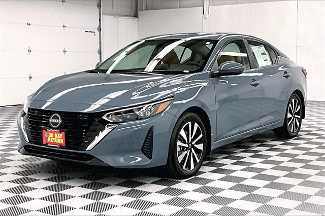2025 Nissan Sentra SV photo 2