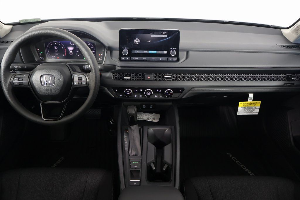 2025 Honda Accord 1.5T SE photo 4