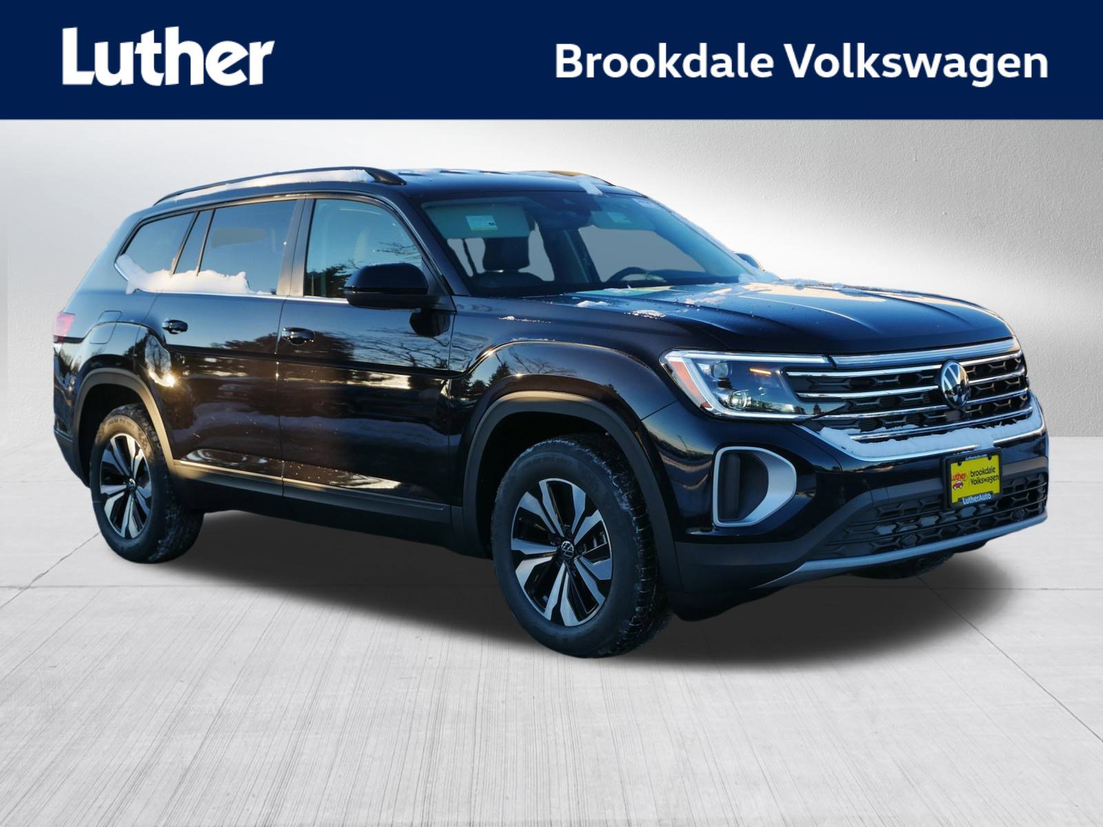 2026 Volkswagen Atlas SE's photo