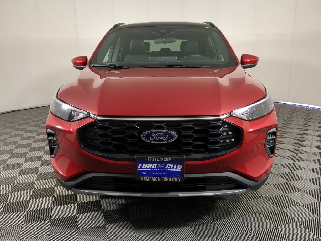 2025 Ford Escape ST-Line Select photo 2
