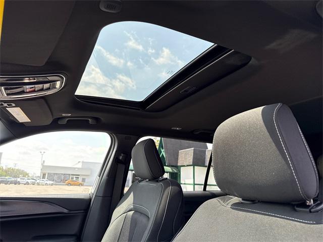 2025 Jeep Grand Cherokee Laredo X photo 3