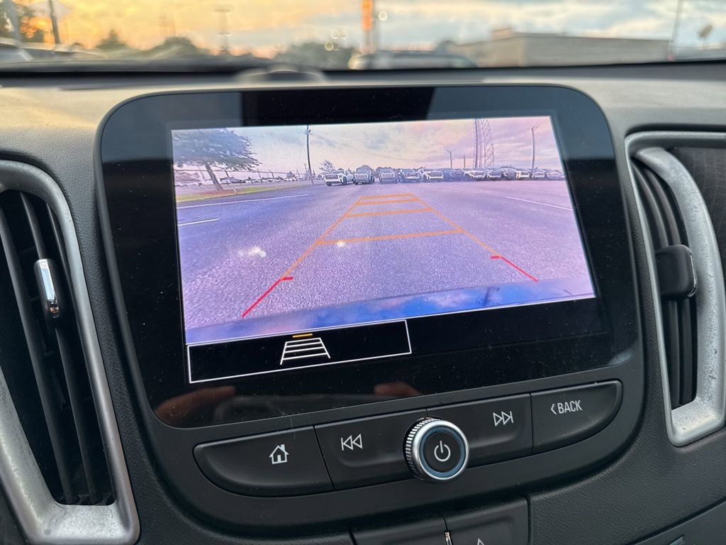 2023 Chevrolet Malibu 1LT photo 12