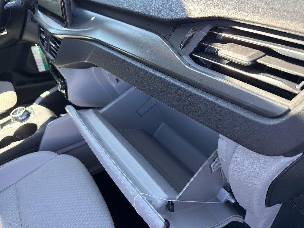 2025 Ford Escape Plug-In Hybrid photo 18
