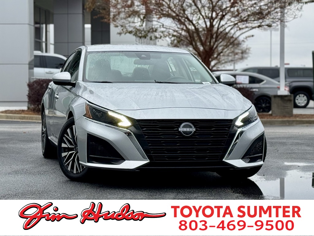 2023 Nissan Altima SV